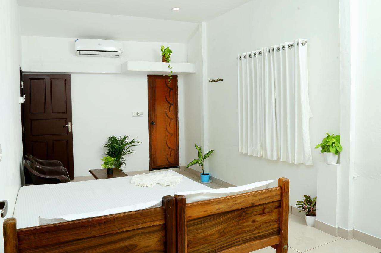 Bethesda Inn Kochi Extérieur photo