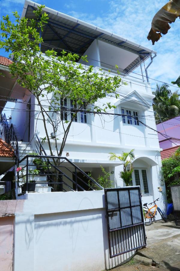 Bethesda Inn Kochi Extérieur photo