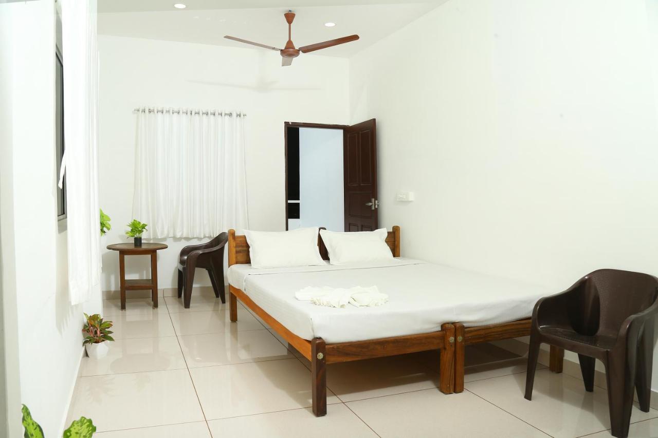 Bethesda Inn Kochi Extérieur photo