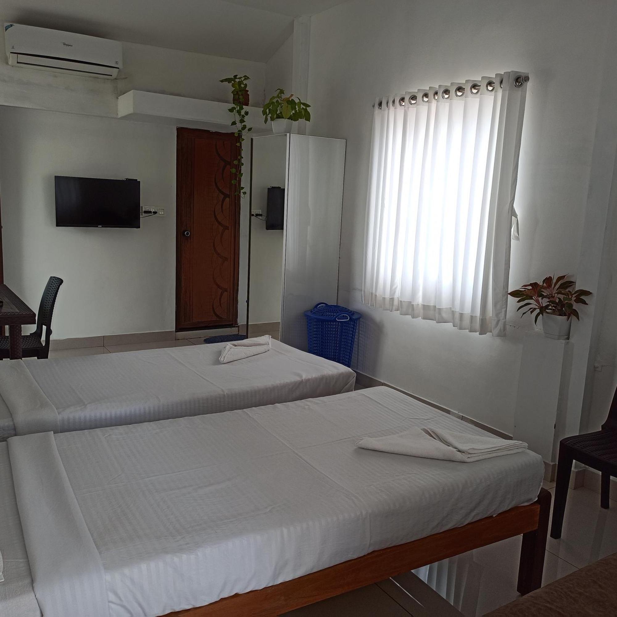 Bethesda Inn Kochi Extérieur photo